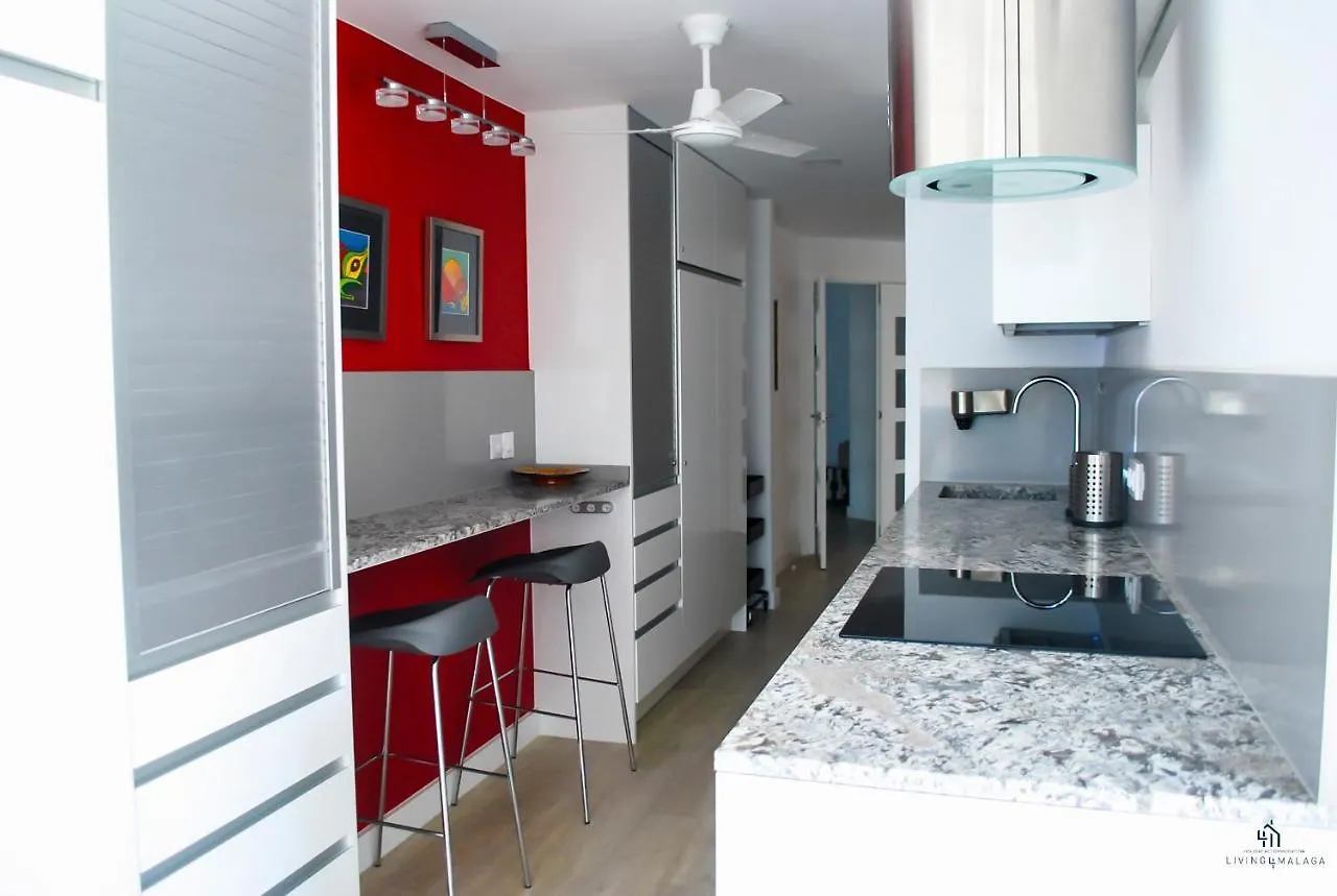 Living4Malaga Reding Superior Apartment